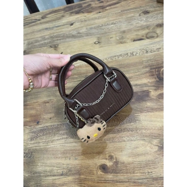 Túi xách nữ mini vải nhung charm mèo siêu xinh - giá chỉ 75k, giảm từ 93k 8