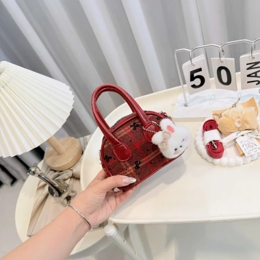 Túi xách nữ mini vintage Hàn Quốc DK460, dáng vòm caro lông xù, kèm charm gấu