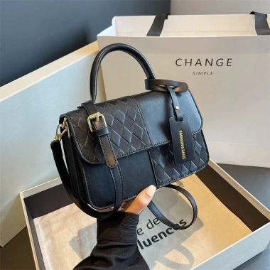 Túi xách nữ phối màu thời trang công sở dự tiệc đi làm, giảm giá 20% chỉ 63.000₫