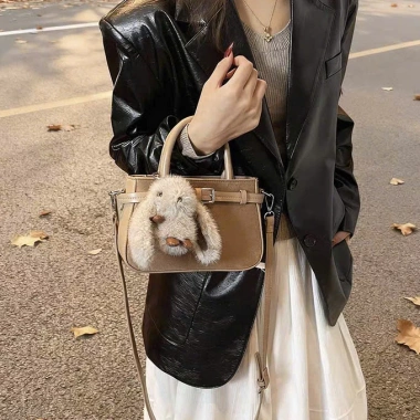 Túi xách nữ RABBIT cầm tay + dây đeo chéo, charm thỏ dễ thương, chỉ 138.000₫ 8