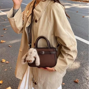Túi xách nữ RABBIT cầm tay + dây đeo chéo, charm thỏ dễ thương, chỉ 138.000₫ 9