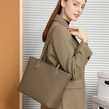 Túi Xách Nữ Tote Bag Da Cao Cấp Đeo Vai, Da Bò, Đựng Tài Liệu Ipad Size - LADYSAM LDS2.918 1.075.000 VND