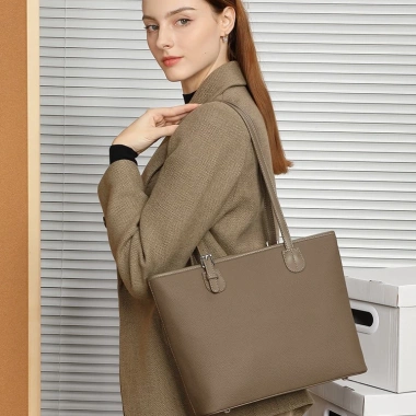 Túi Xách Nữ Tote Bag Da Cao Cấp Đeo Vai, Da Bò, Đựng Tài Liệu Ipad Size - LADYSAM LDS2.918 1.075.000 VND