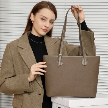 Túi Xách Nữ Tote Bag Da Cao Cấp Đeo Vai, Da Bò, Đựng Tài Liệu Ipad Size - LADYSAM LDS2.918 1.075.000 VND