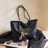 Túi Xách Nữ Tote Công Sở Đeo Vai Tặng Móc Thỏ Siêu Xinh Đi Học Đi Làm Giá 89.000đ 6