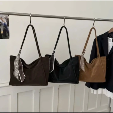 Túi xách nữ tote công sở Hàn Quốc da PU cao cấp, rộng A4, 3 màu basic + charm cún DUYÊN CƯỜNG - chỉ 32.000 VND 3