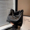 Túi xách nữ tote Retro cỡ lớn da PU mềm mại, sang trọng, đeo vai - Giá chỉ 125k 2
