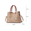 Túi xách nữ trung niên thêu bông sen 28cm - Quà tặng mẹ giá ưu đãi 389.000 VND 3
