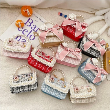 Túi xách tay bé gái sang chảnh, quai ngọc, nơ hoa cao cấp, đeo chéo dạ Tết đựng lì xì 125k 8