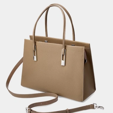 Túi Xách Tay Nữ Tote Da Công Sở Size 35 Đựng Laptop A4 - LADYSAM LDS2.305 1.115.000₫