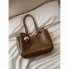 Túi xách tote nữ da PU công sở 3 ngăn kèm charm thanh lịch - Giá 139k 4