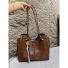 Túi xách tote nữ da PU công sở 3 ngăn kèm charm thanh lịch - Giá 139k 9