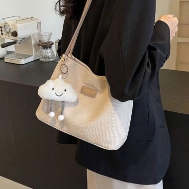 Túi xách Tote nữ trẻ trung, thanh lịch - thời trang công sở, giảm giá 111.550₫