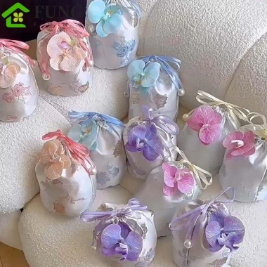 Túi xách Trung Quốc FUNG - Đeo cổ tay thắt nút tua rua, mặt dây chuyền hoa, túi đựng mỹ phẩm 88.236₫