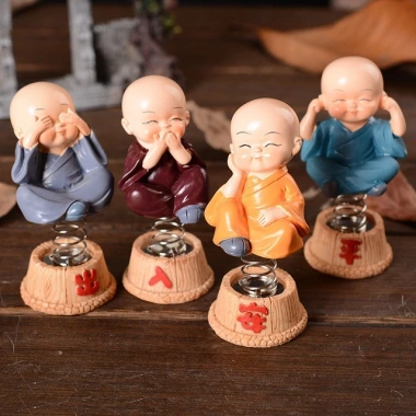 Tượng chú tiểu không gõ mõ - Đồ trang trí xe ô tô và nhà cửa, giữ tâm thanh tịnh 9 Tượng chú tiểu không gõ mõ - Đồ trang trí xe ô tô và nhà cửa, giữ tâm thanh tịnh 9