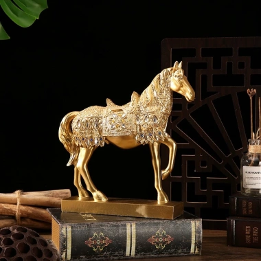 Tượng Ngựa Vàng Đính Đá – Dáng Uy Phong, Phong Thủy Chiêu Tài, Giá 343.000₫ 3
