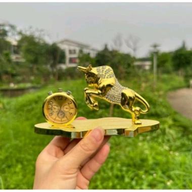 Tượng trâu vàng đính đá, đồng hồ + nước hoa – phong thủy nhà, taplo ô tô, giá 199.000 VND 8 Tượng trâu vàng đính đá, đồng hồ + nước hoa – phong thủy nhà, taplo ô tô, giá 199.000 VND 8