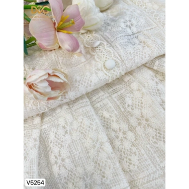 V5.254 Váy ren kem xòe dài tay tơ nữ tính - Dolce Viva Collection - Công sở 448k