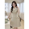 V777 RC855 Váy chữ A nâu kem dáng ngắn, tay ngắn, sơ mi, nơ ngực - Giá 439.000₫ 3
