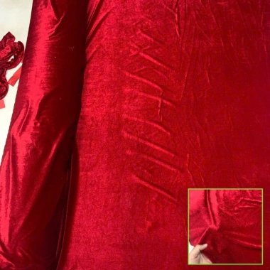 Vải con công đa năng: phông nền, rèm Noel, vải lụa đỏ, nhung đỏ, trải bàn - Nhiều kích thước K1, giá chỉ 60.000₫ (giá gốc 78.000₫) 4