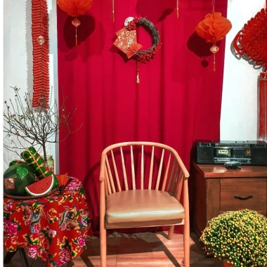 Vải nhung đỏ Trung Thu Tết – Vải con công trang trí phông nền, trải bàn, rèm – 50.000đ