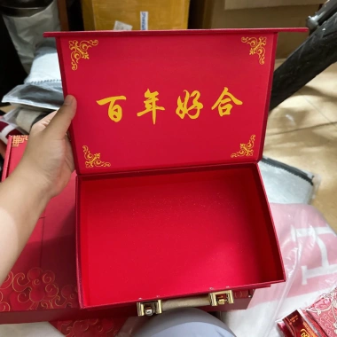 Vali Đựng Tiền Cưới Sang Trọng Quà Cưới Độc Đáo Vali Nạp Tài và Vàng Cưới Đẹp Giá 224.878 VNĐ