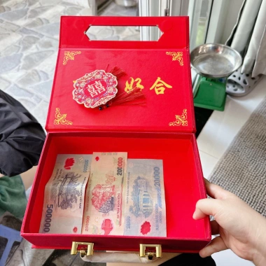 Vali Đựng Tiền Cưới Sang Trọng Quà Cưới Độc Đáo Vali Nạp Tài và Vàng Cưới Đẹp Giá 224.878 VNĐ