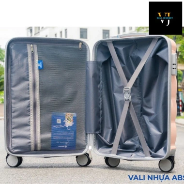 Vali kéo du lịch trẻ em 18-20 inch nhựa PC+ABS cứng cáp, khoá số, họa tiết hoạt hình Journey – 440.000 VND 3 Vali kéo du lịch trẻ em 18-20 inch nhựa PC+ABS cứng cáp, khoá số, họa tiết hoạt hình Journey – 440.000 VND 3