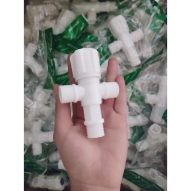 Van có khóa chia 2 nhánh Van T nhựa giảm áp lực nước - Giá chỉ 15.999đ 2 Van có khóa chia 2 nhánh Van T nhựa giảm áp lực nước - Giá chỉ 15.999đ 2