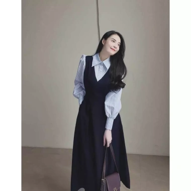 Váy bầu công sở Myla dáng xuông kẻ tay bồng cổ đức lịch, đi làm & chơi - 299k