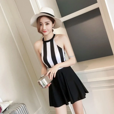 Váy bơi liền thân sọc 6.230 - Giá 179k, giảm, thời trang, phù hợp bãi biển