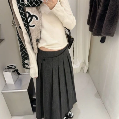 Váy chữ A thu đông dày phong cách preppy, placket nghiêng, chiết ly - 153.252₫