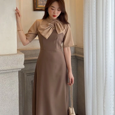 Váy công sở dài cổ nơ to 2 màu U&M – Đẹp đi làm, dự tiệc, giá ưu đãi 311.370₫ 2