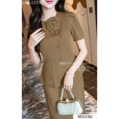 Váy Công Sở Xước Thái Dáng Ôm Nhẹ Peplum Tinh Tế - Thanh Lịch, Giá 799.000₫