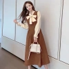 Váy đi tiệc xoè dài tay thắt nơ cổ, chất dạ nhung, khóa kéo - 146.019₫