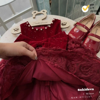 Váy Đỏ Noel và Tết Bé Gái - Nhung Hoa Hồng Bồng Bềnh Sang Trọng | KS HƯƠNG BABY