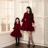 Váy đôi mẹ bé tone đỏ 2.026 size 7kg‑75kg - Giá ưu đãi 300.000 VNĐ, thời trang trẻ em