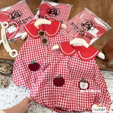 Váy hè bé gái caro dáng bí phồng thêu hình táo - size 10-20kg, giá ưu đãi 129k