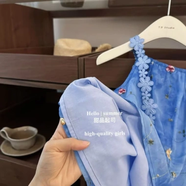 Váy hoa xanh bé gái 2-8 tuổi - Thêu mùa hè, thích hợp kỳ nghỉ, giá 252.354₫