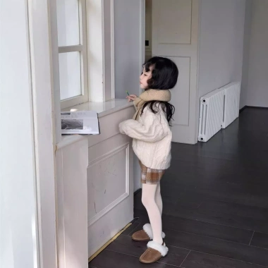 Váy kẻ sọc mùa đông trẻ em phong cách Hàn Quốc A-line len cổ điển thời trang 3
