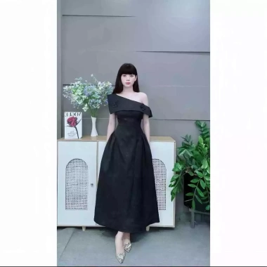Váy lệch vai form dài cotton hàn dập nổi hoa trà – Tôn eo, che khuyết điểm, giá chỉ 220k 2