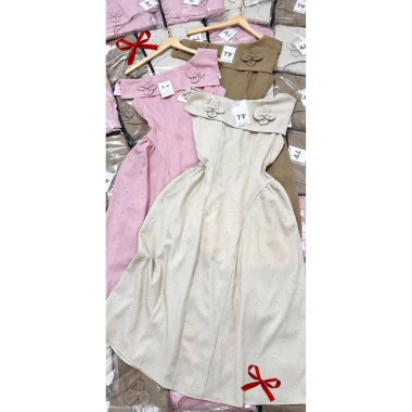 Váy lệch vai form dài cotton hàn dập nổi hoa trà – Tôn eo, che khuyết điểm, giá chỉ 220k 10