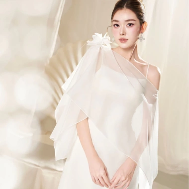 Váy lụa 2 dây dài áo tơ hoa tiệc - TIINSTORE x TƯỜNG SAN, giảm còn 788.000₫