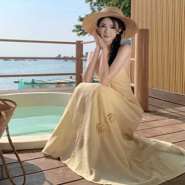 Váy maxi hoa nhí tiểu thư đi biển, chất nhẹ thoáng mát, giảm giá 20%