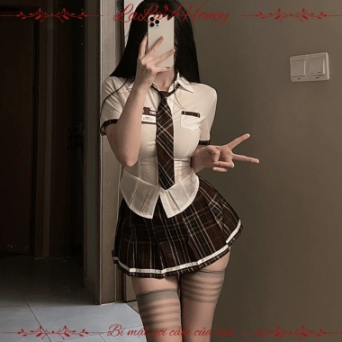 Váy Ngủ Cosplay Sexy Nữ Học Sinh Cao Cấp Gợi Cảm Kèm Cà Vạt Huy Hiệu - LALA HONEY