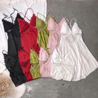 Váy Ngủ Hai Dây Lụa Viền Ren Đệm Ngực Dáng Xoè Dài Loại 1 - Giảm Giá Đến 255k Xíu Sleepwear 8 Váy Ngủ Hai Dây Lụa Viền Ren Đệm Ngực Dáng Xoè Dài Loại 1 - Giảm Giá Đến 255k Xíu Sleepwear 8