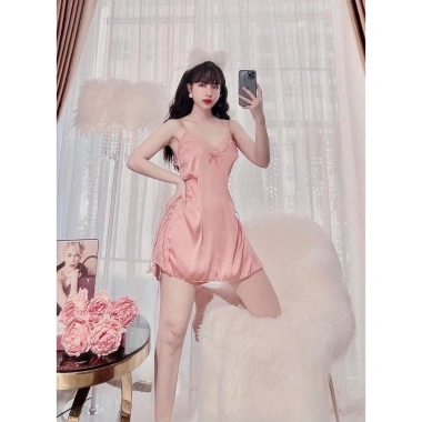 Váy ngủ hai dây satin sexy cao cấp - Đầm mặc nhà gợi cảm, quyến rũ, lụa mềm, giá ưu đãi 189.000₫