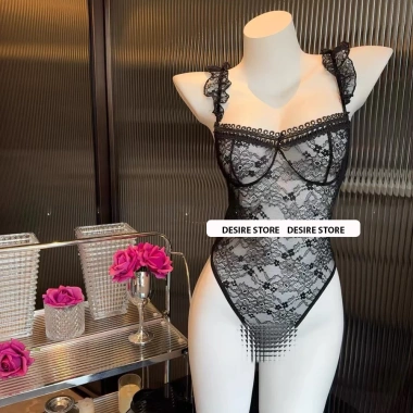 Váy ngủ ren liền thân cánh tiên, chéo lưng, quần xẻ đáy – Bodysuit DESIRE VN-8.662-1 119k 2