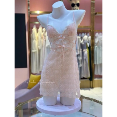 Váy Ngủ Voan Ren Hoa Hồng Cao Cấp Eo Nơ Buộc Có Mút Ngực - Hube Sleepwear 355.000₫ 10