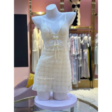 Váy Ngủ Voan Ren Hoa Hồng Cao Cấp Eo Nơ Buộc Có Mút Ngực - Hube Sleepwear 355.000₫ 11